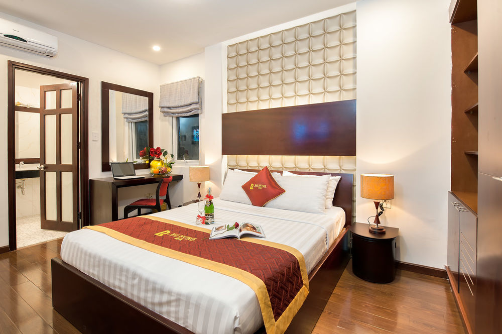 Hotel Valentine Boutique - 29 Bui Vien Street