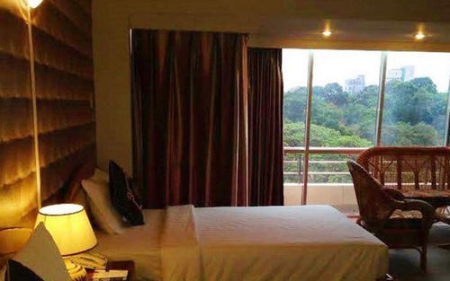 Hotel A25 - 251 Ba Trung Hcm 2*