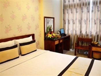 Hotel Saigon Europe & 3*