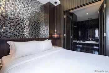 Hotel A&em Ba Trung 3*