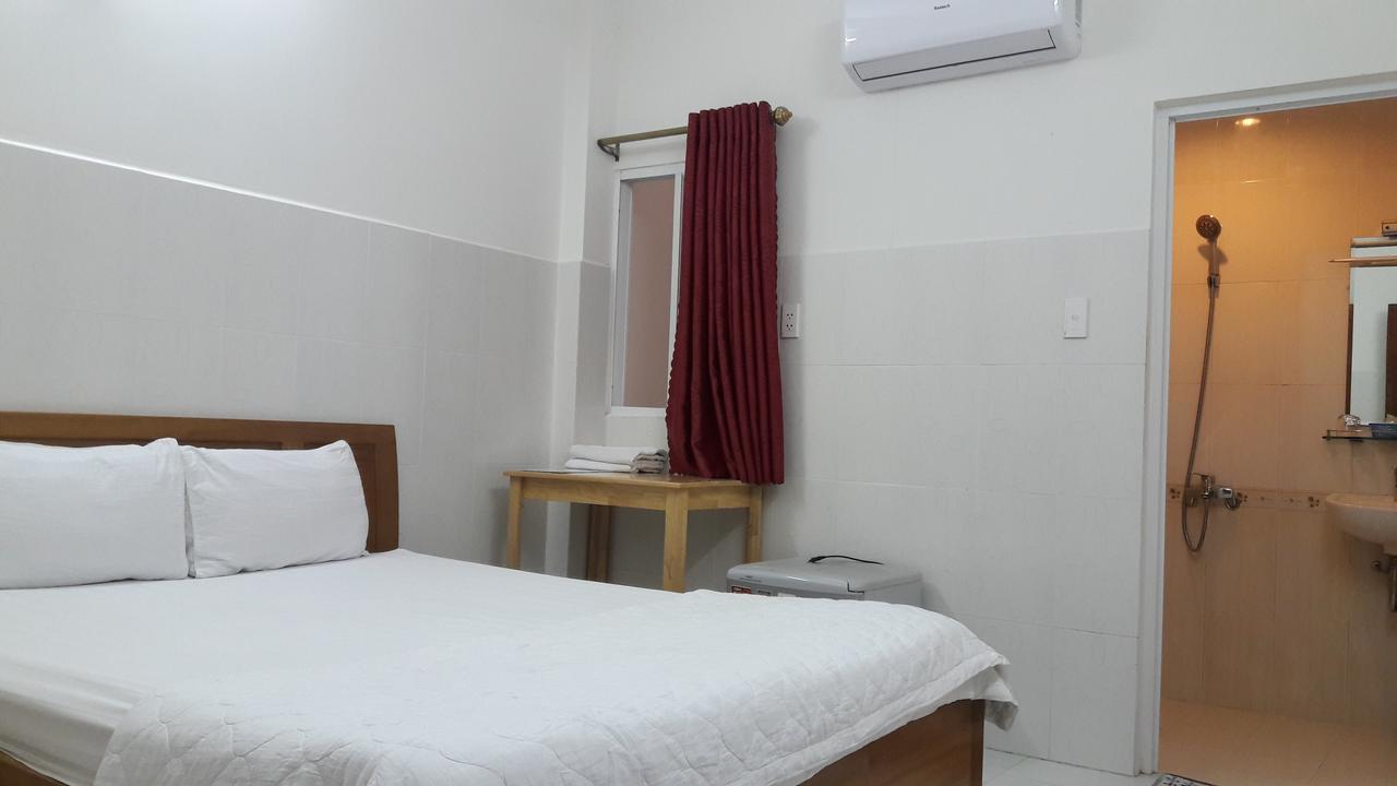 Sai Gon River Hotel 2*
