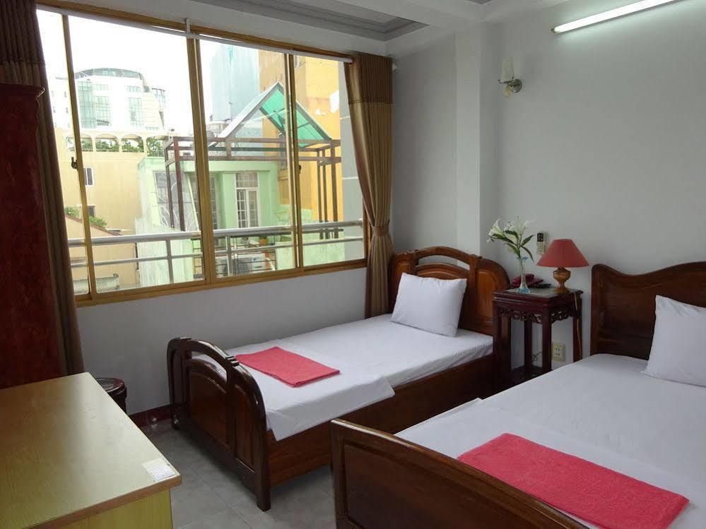 Spotlight Hotel 2*