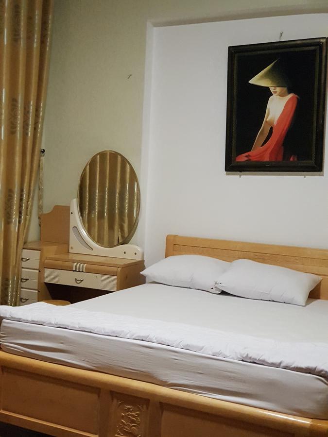 Dang Hotel *