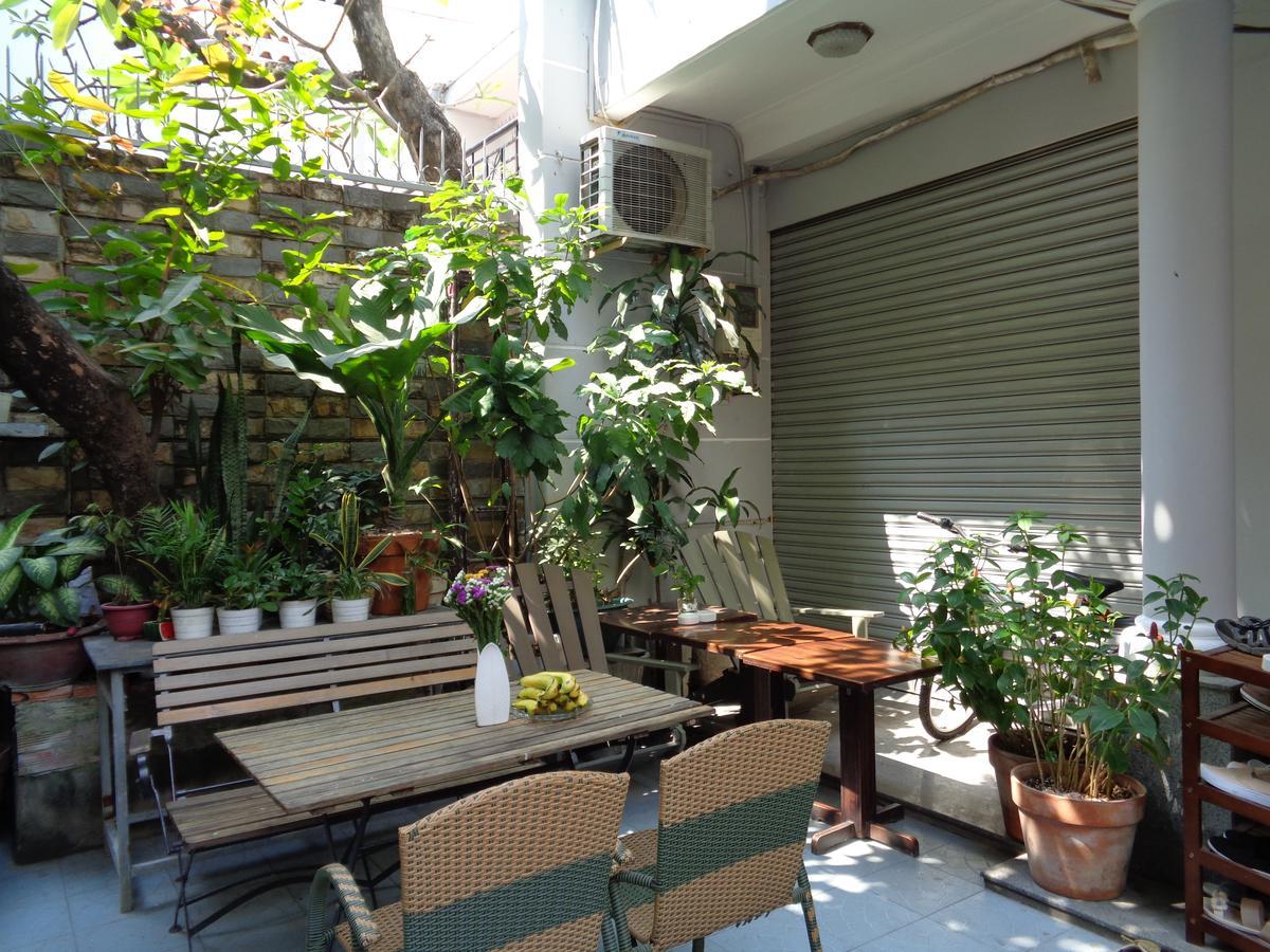 Ms Yang 2 - Cook * Ho Chi Minh City