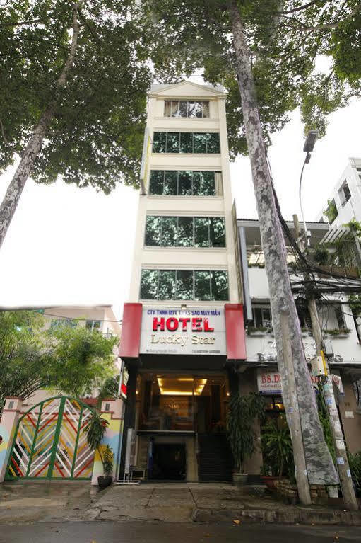 Lucky Star Saigon 2*