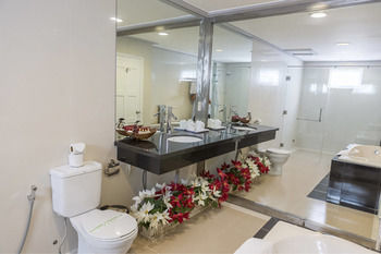Saga Hotel 2*