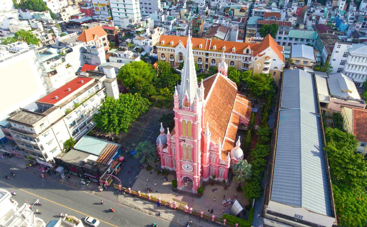 The Nguyens Cafe - Pink Church View Aparthotel 2*