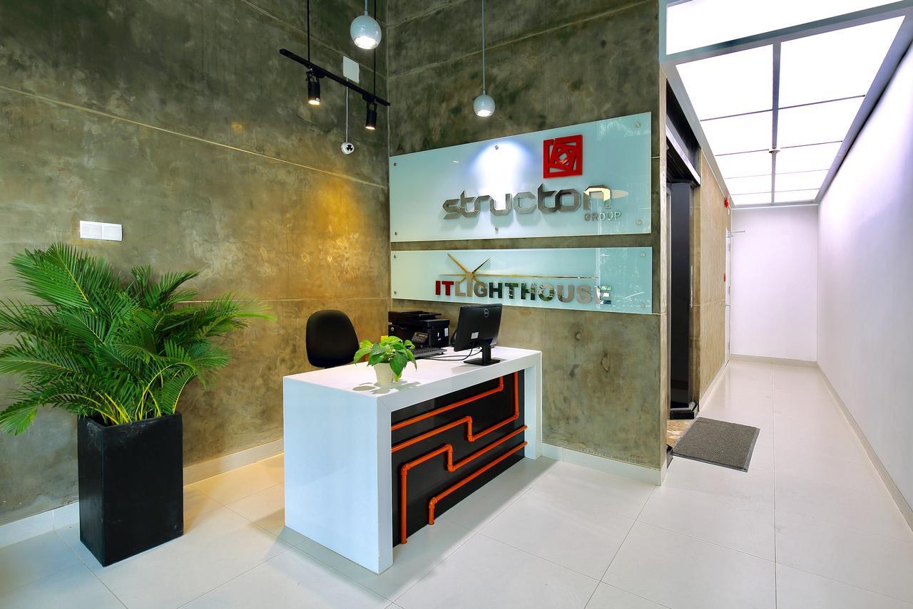 Aviva Saigon Pearl Aparthotel 3*