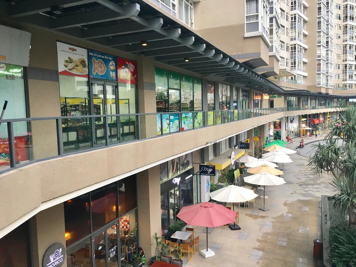 Aviva Saigon Pearl