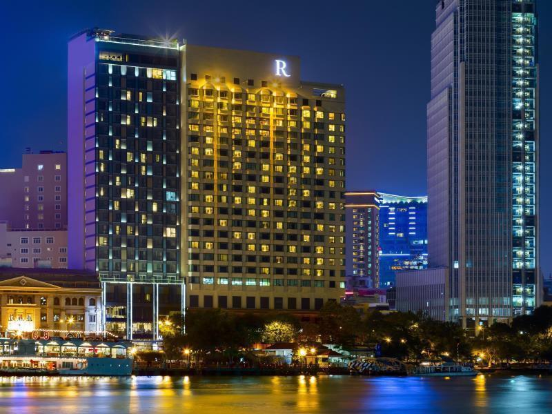 Renaissance Riverside Sài Gòn Khách sạn