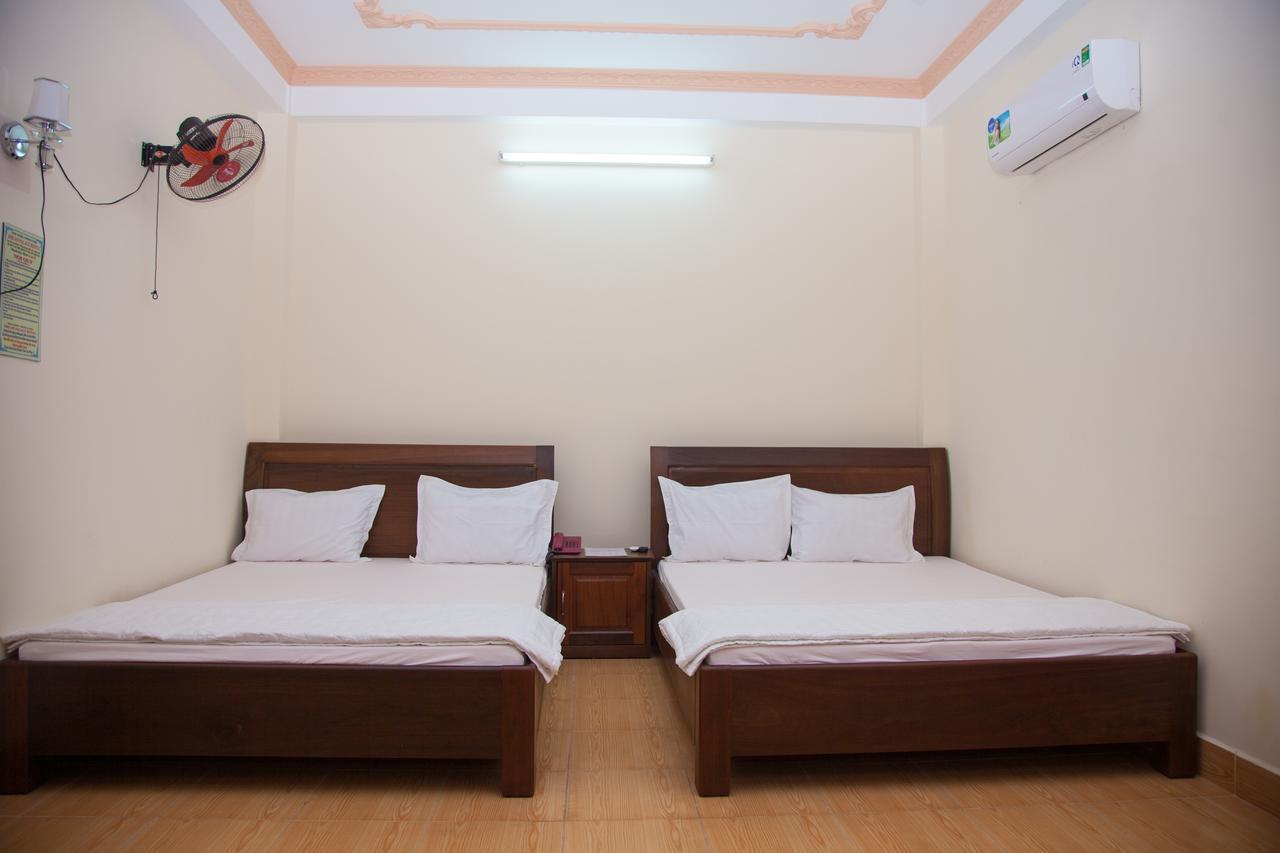 Dream Palace 3*