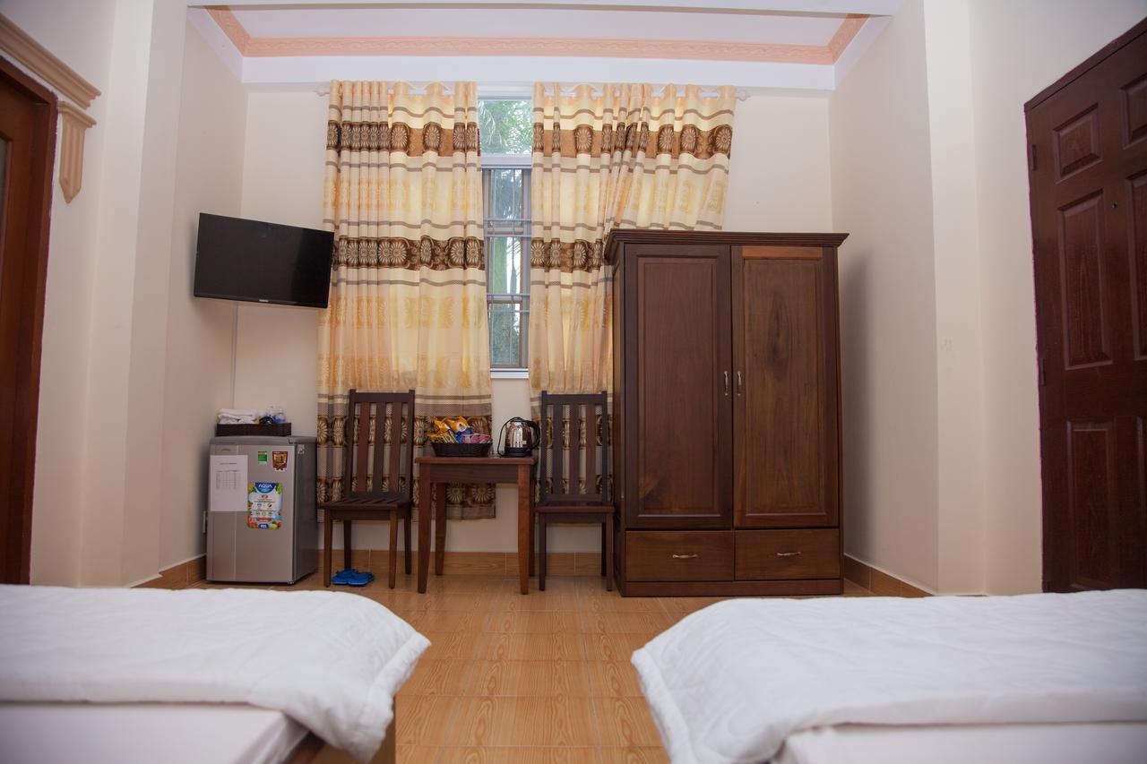 Dream Palace Hotel