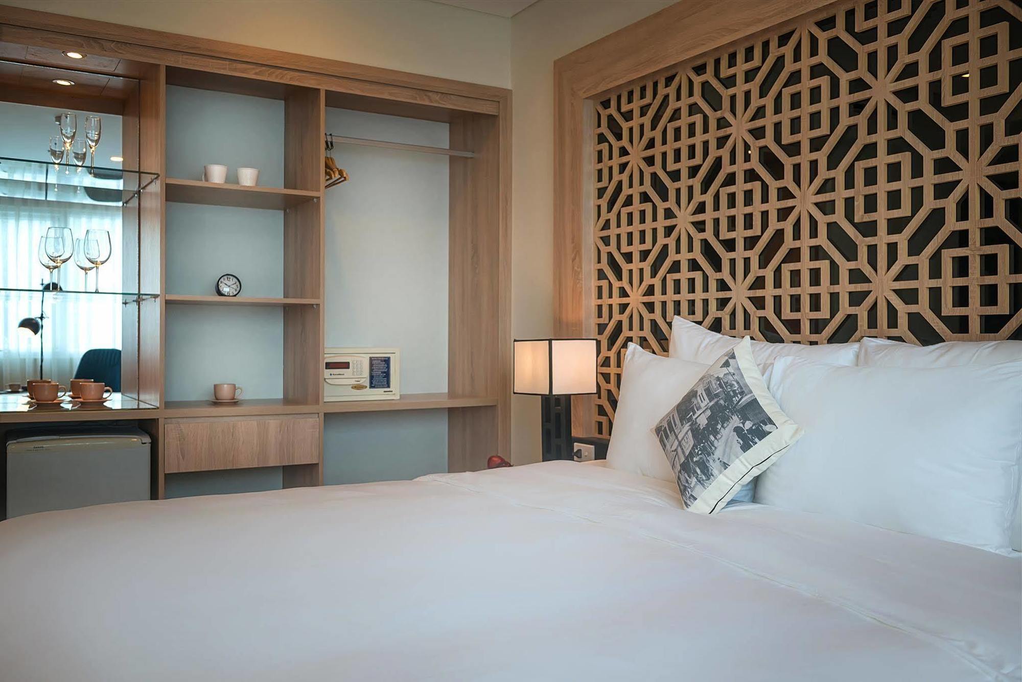 Ccentral Bui Vien Hotel 3*