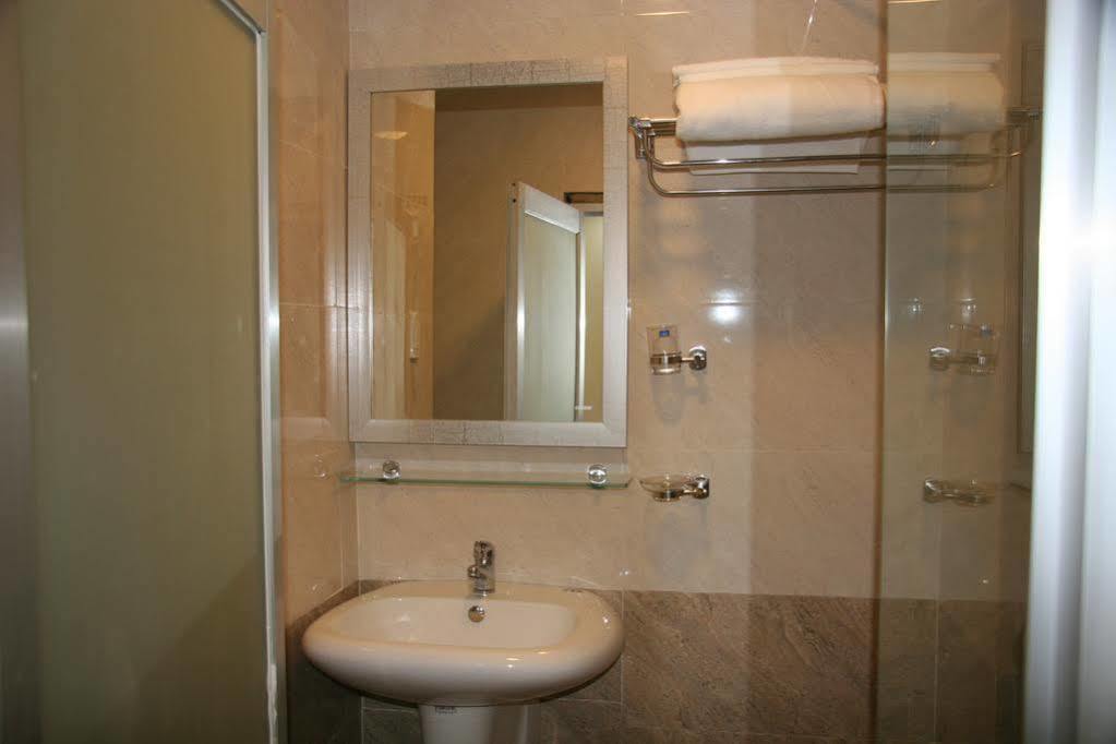 Hotel Nicecy Daily Inn - Bui Vien Walking Street 2*