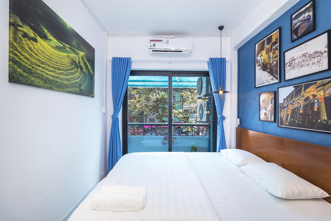 Scandinavian With Balcony In Bui Vien Apartment Ho Chi Minh City