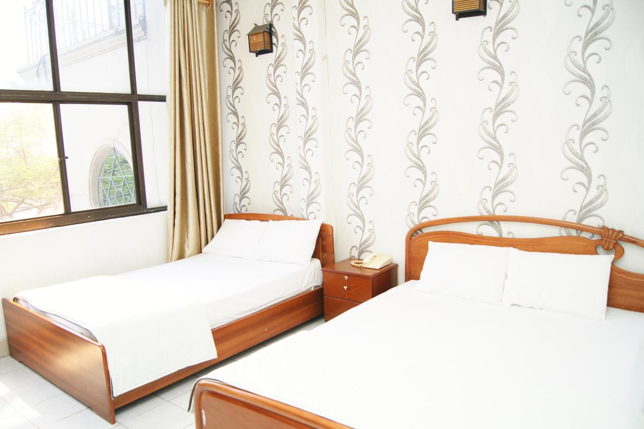 Tran Chau Hotel *