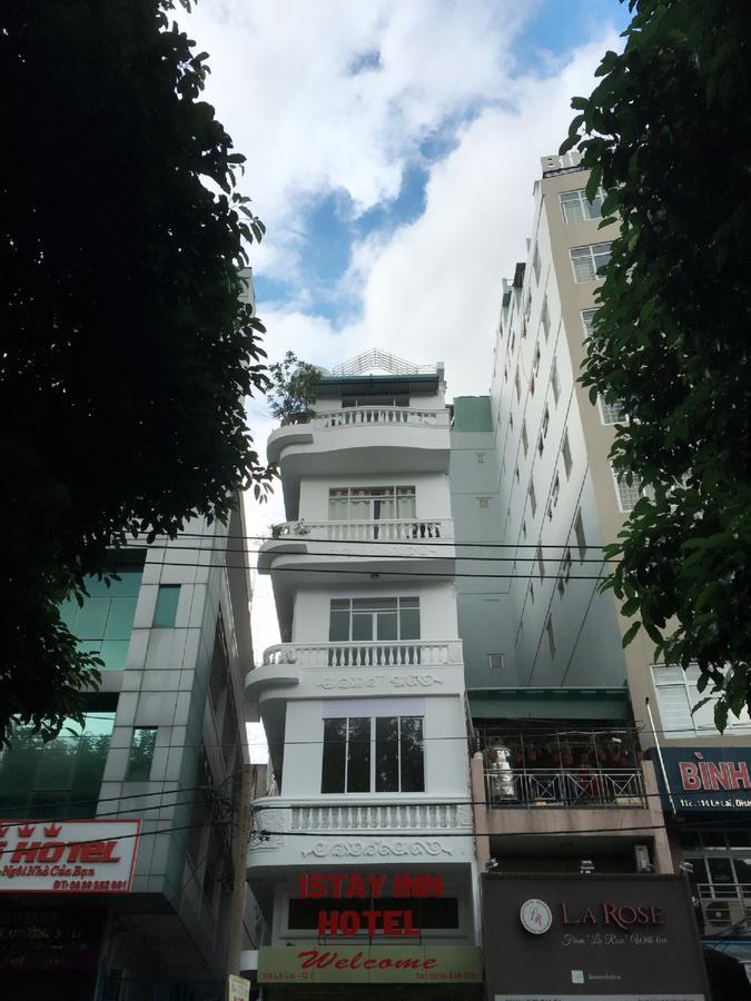 Istay Hotel *