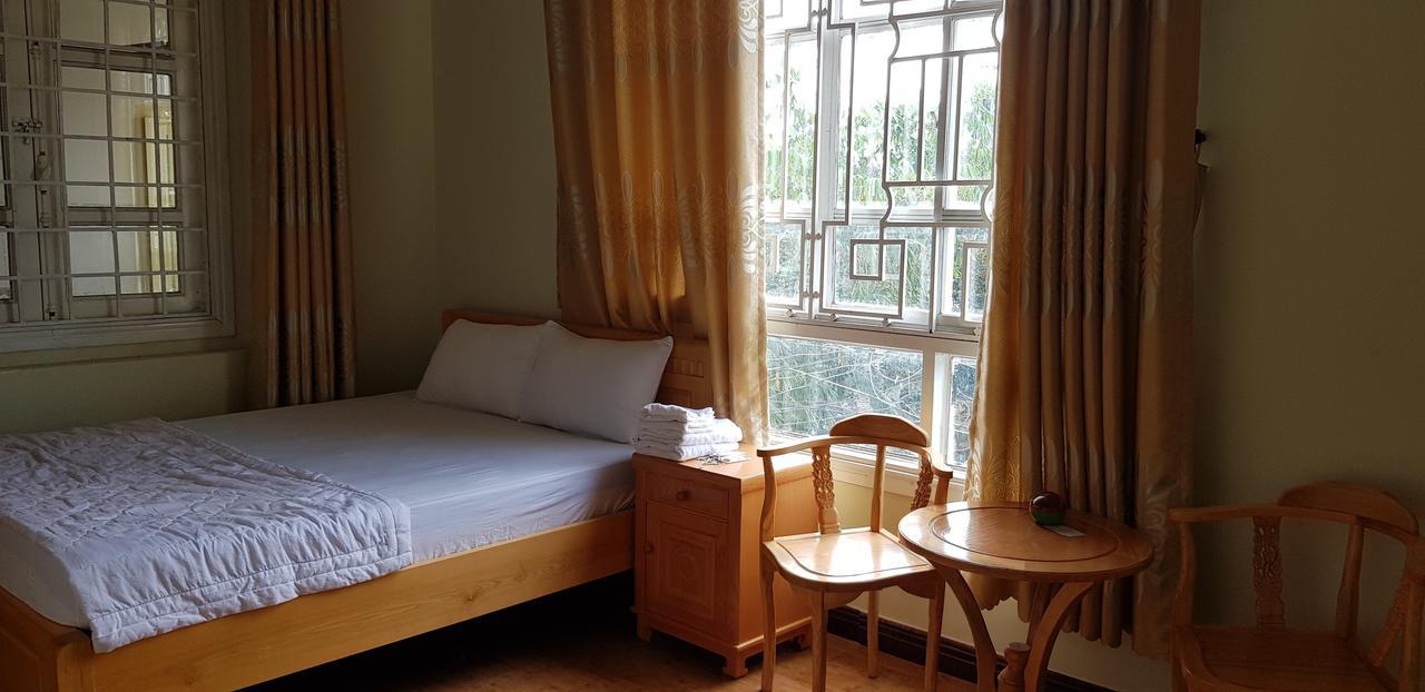 Hotel Dang *
