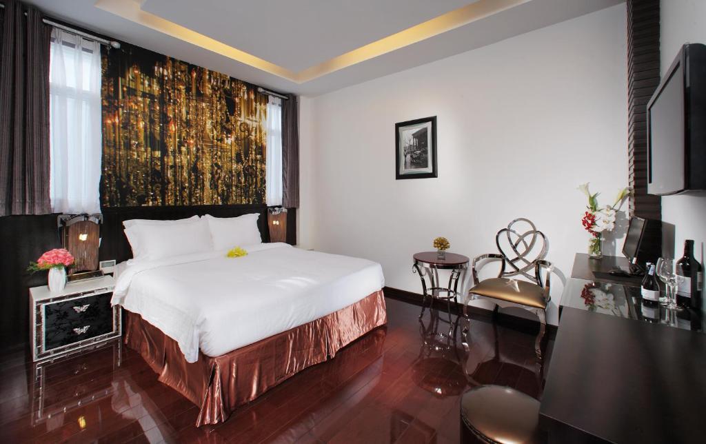 Hotel A&em Ba Trung 3*