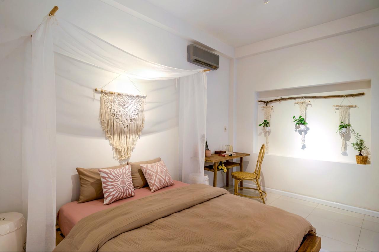 Aya Guest house 2*