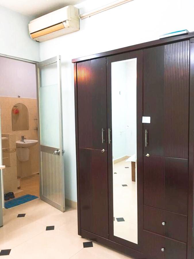 Drop By Saigon Hostel *