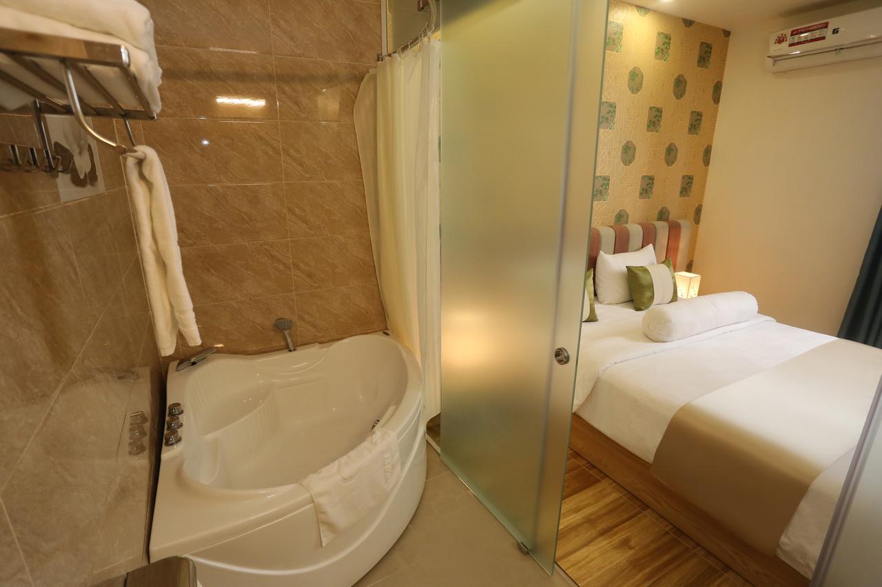 Thuy Sakura & Serviced Hotel