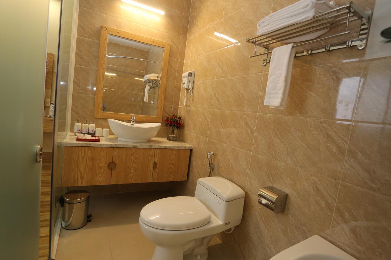 Thuy Sakura & Serviced 3* Bandar Ho Chi Minh