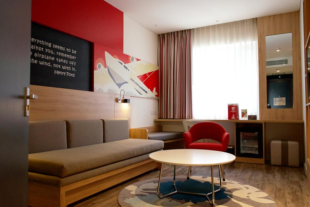 Hotel Ibis Saigon Airport Ho Chi Minh City