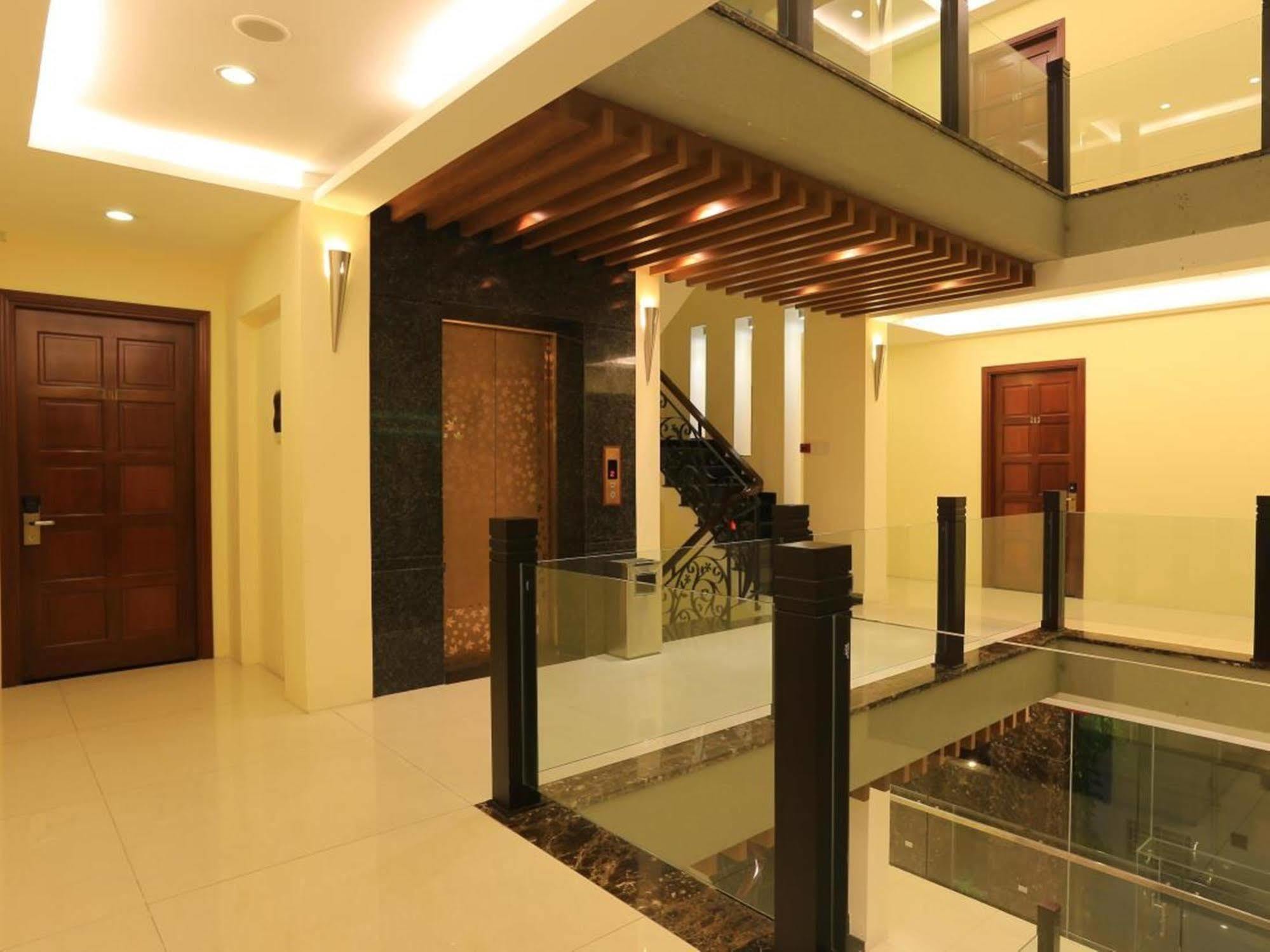 Valentine Hotel