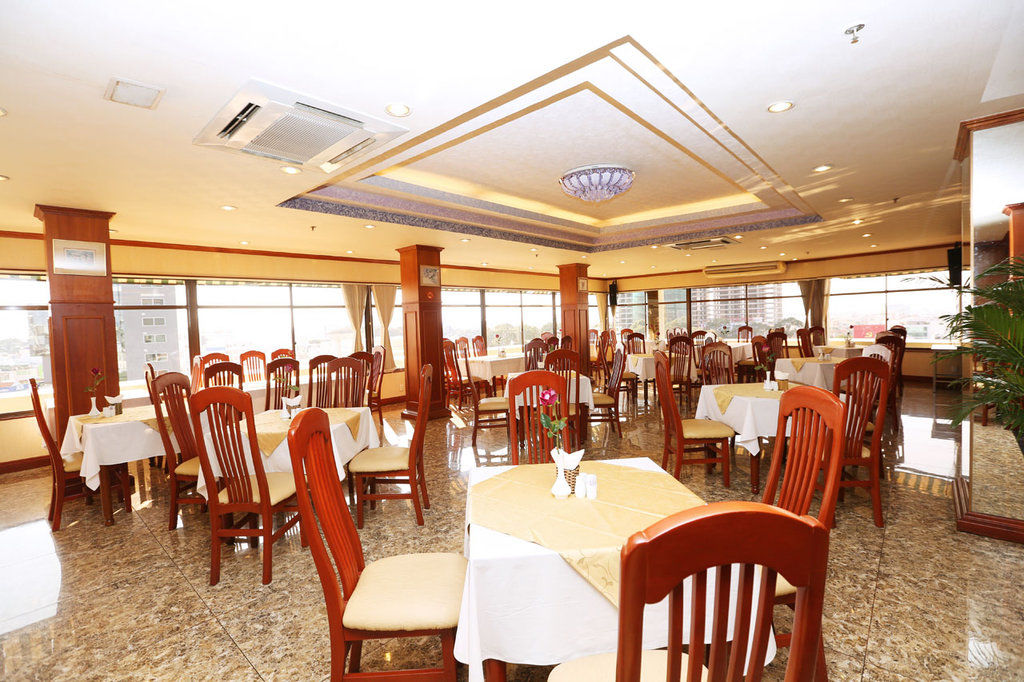 Hotel Lotus Saigon 4*