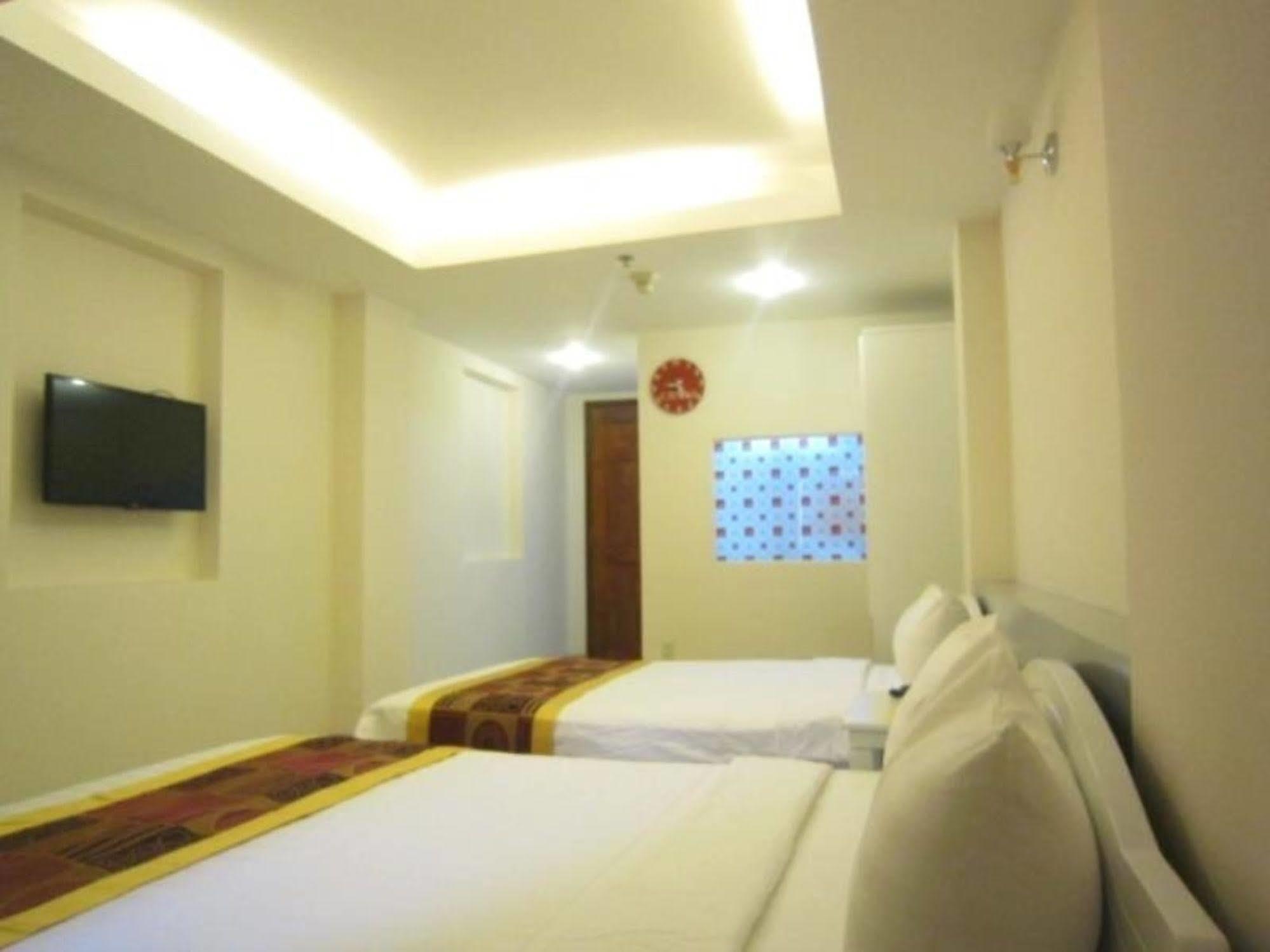 Saigon Hotel 3*