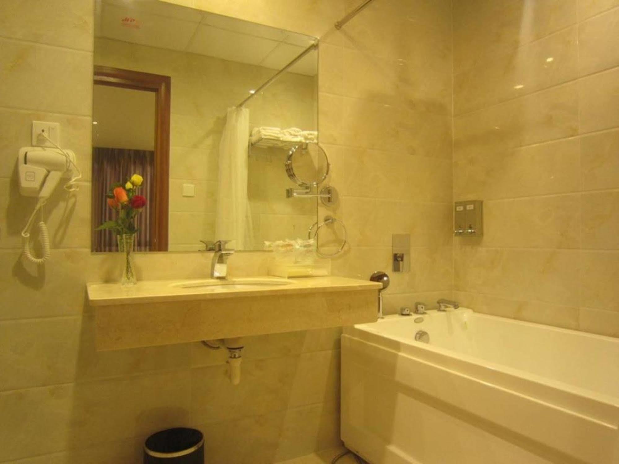 Hotel Hanz Happy 2 Ho Chi Minh City