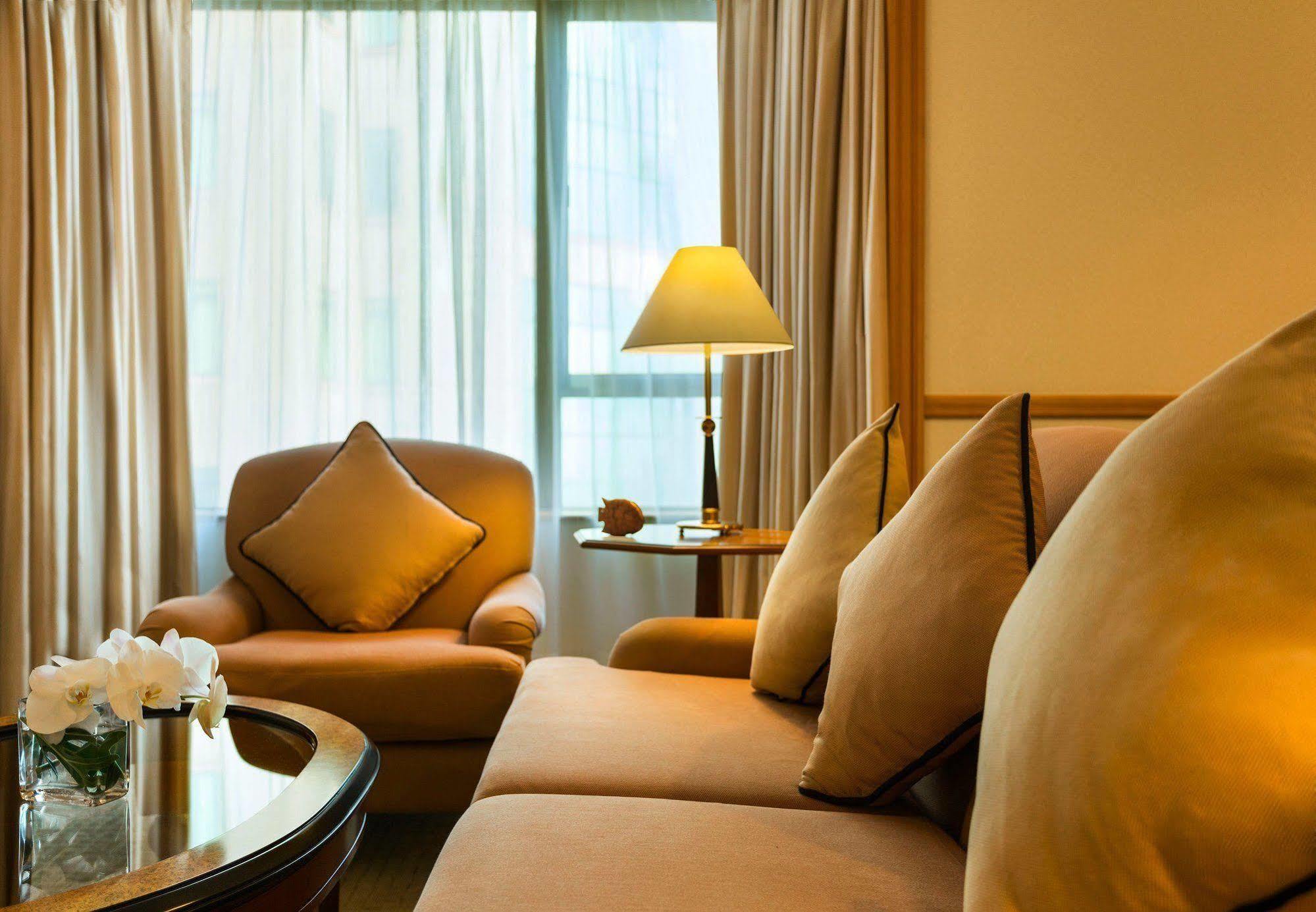 Renaissance Riverside Sài Gòn Khách sạn TP. Hồ Chí Minh