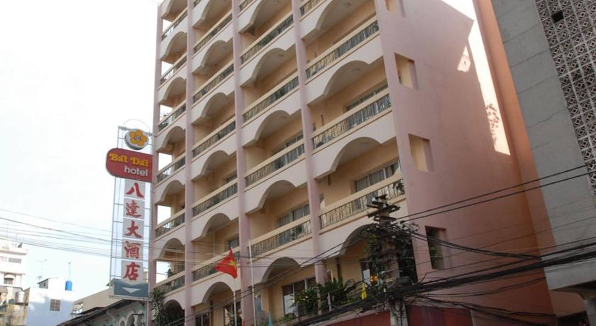 Khách sạn Bat 3*