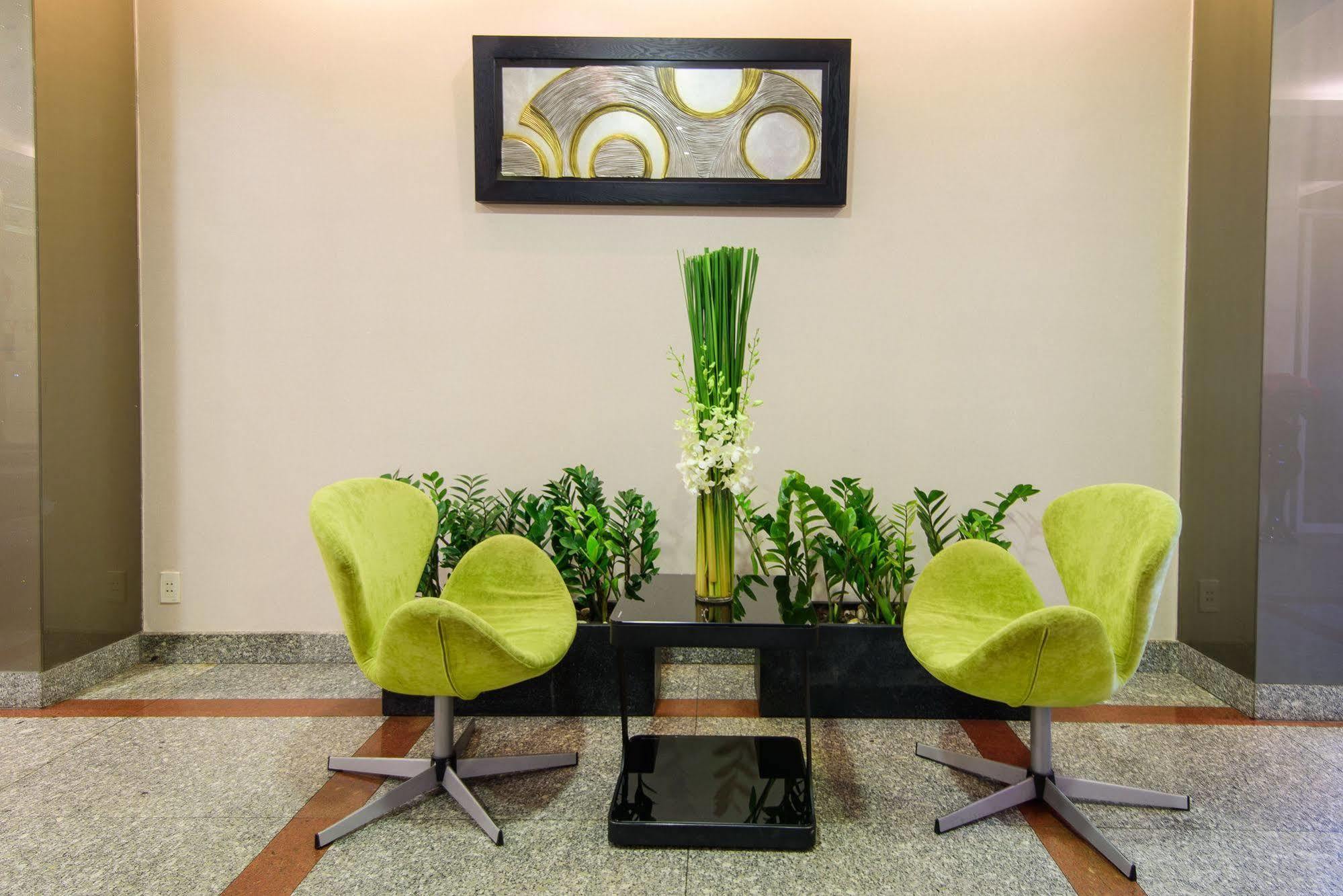 Park Saigon 3*