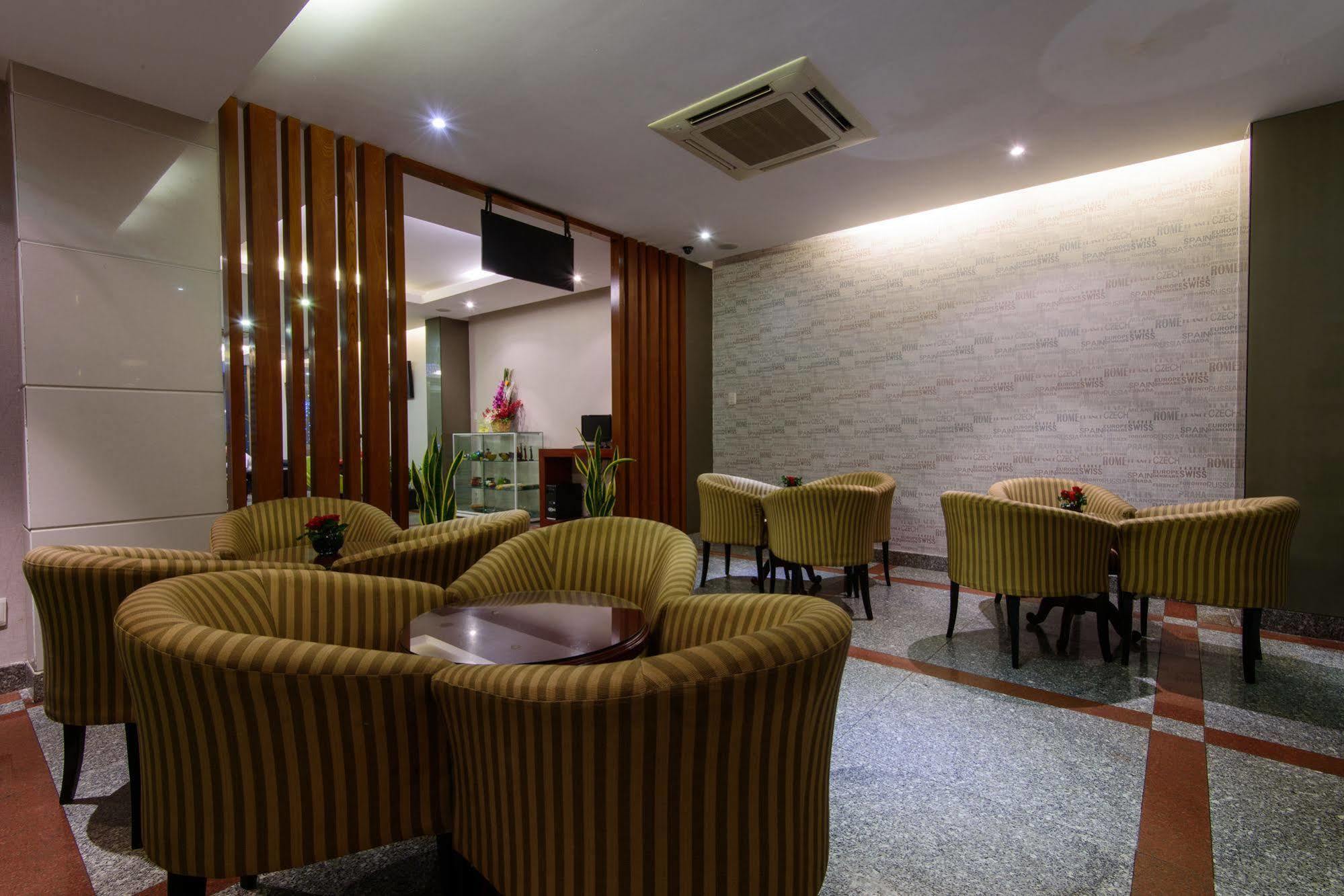 Hotel Park Saigon 3*