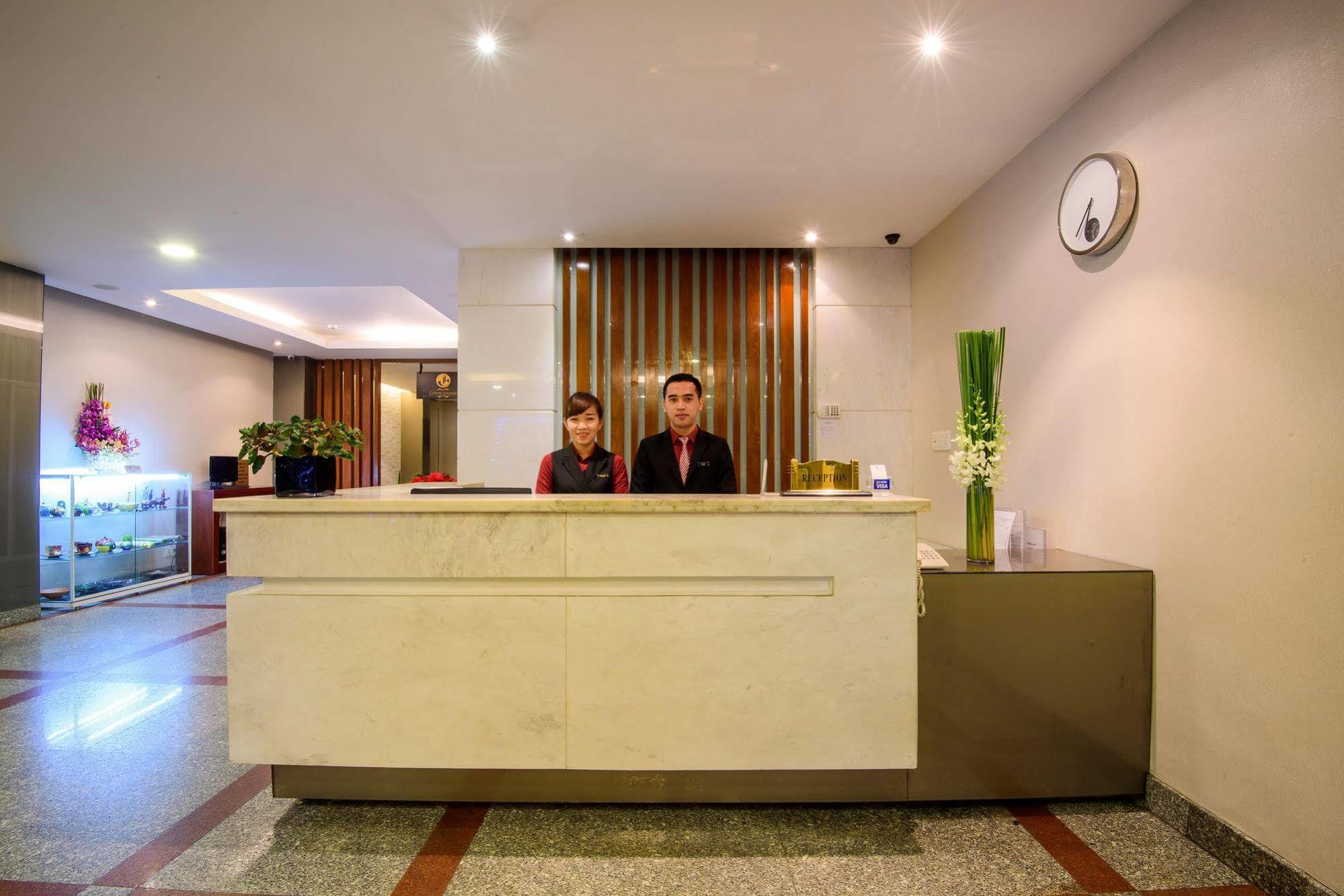 Park Saigon Hotel