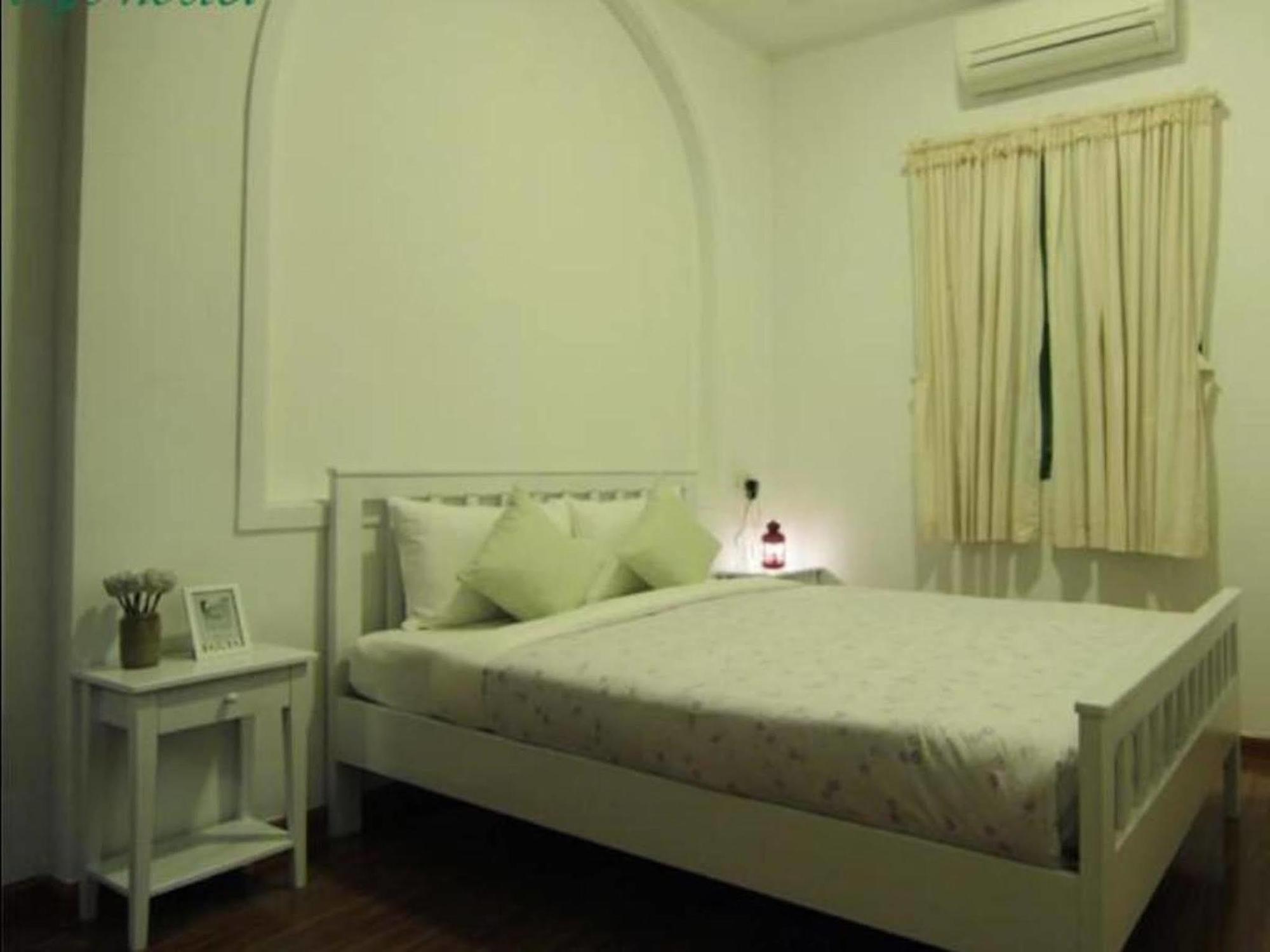 Lily 2* Ho Chi Minh City