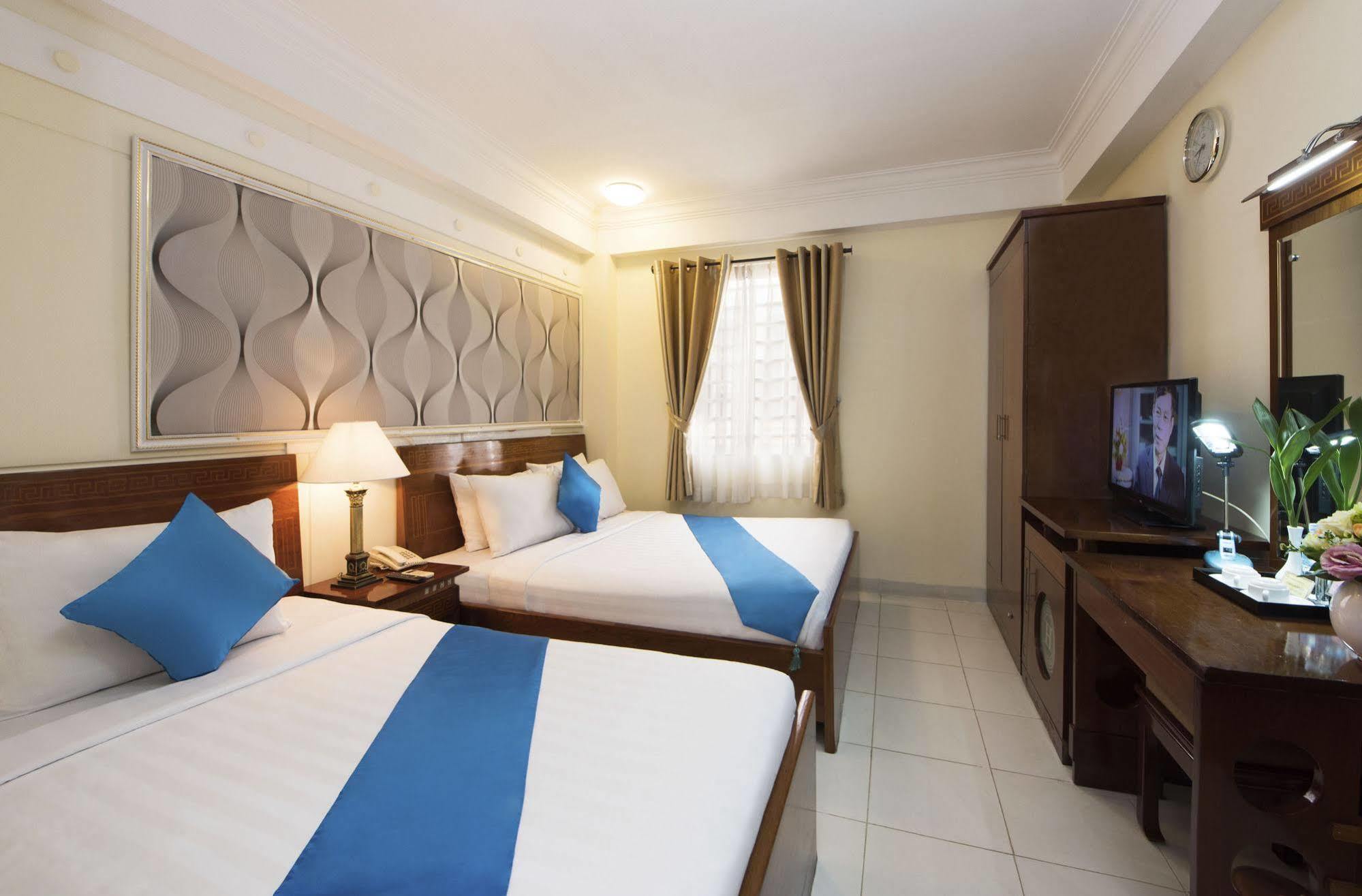 Blessing 1 Saigon Hotel 3*