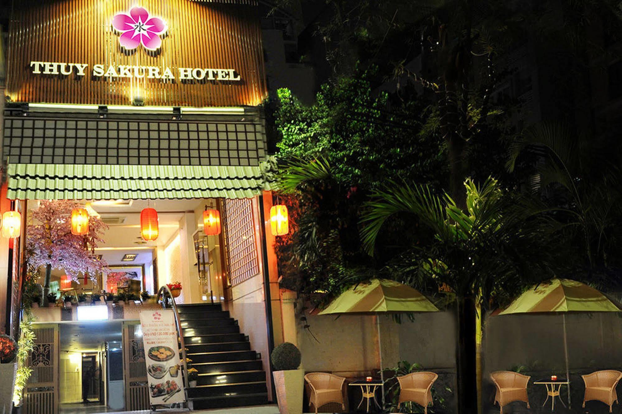 Thuy Sakura & Serviced Hotel