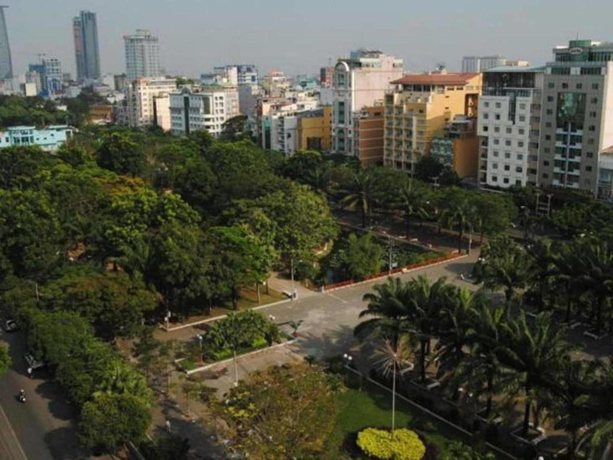 Hostel Vietnam Backpacker - Saigon