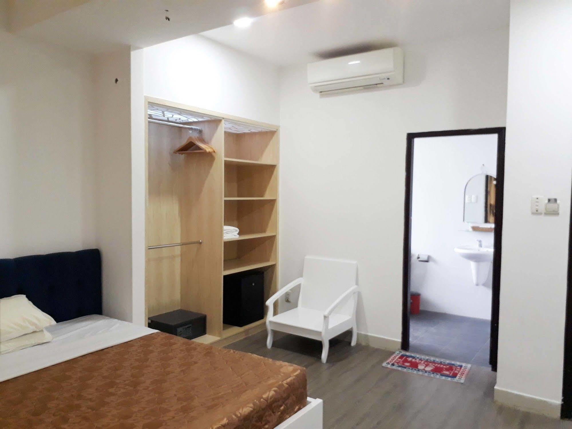 Hotel Rain Bow Ho Chi Minh City