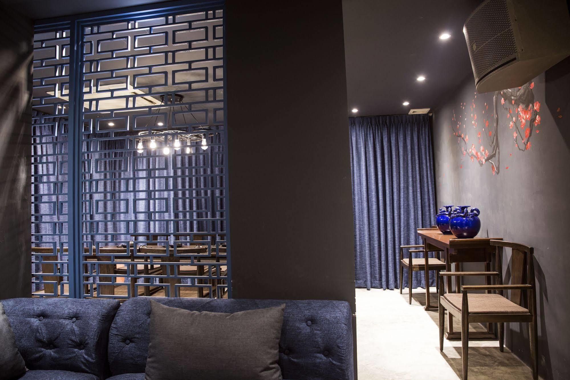 Rain Bow Hotel Ho Chi Minh City