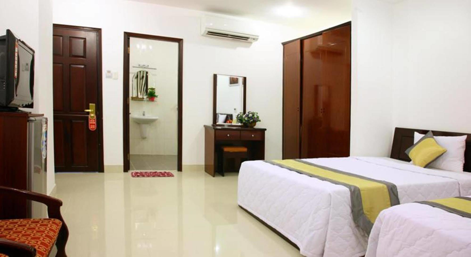 Rain Bow Hotel