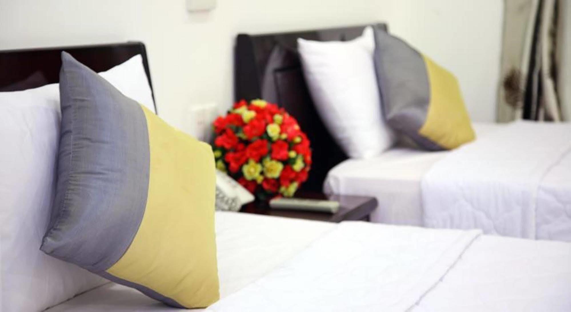 Hotel Rain Bow Ho Chi Minh City