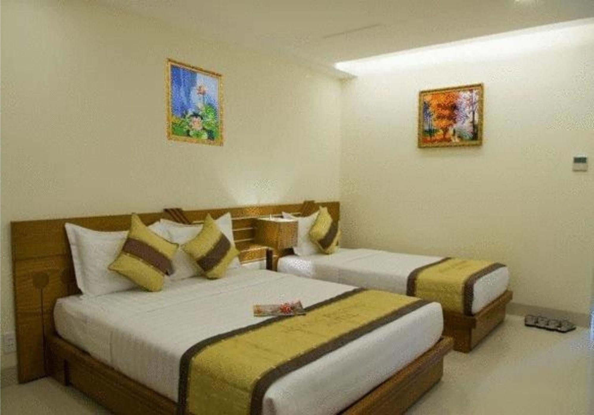 Ruby Saigon - Ben Thanh Hotel