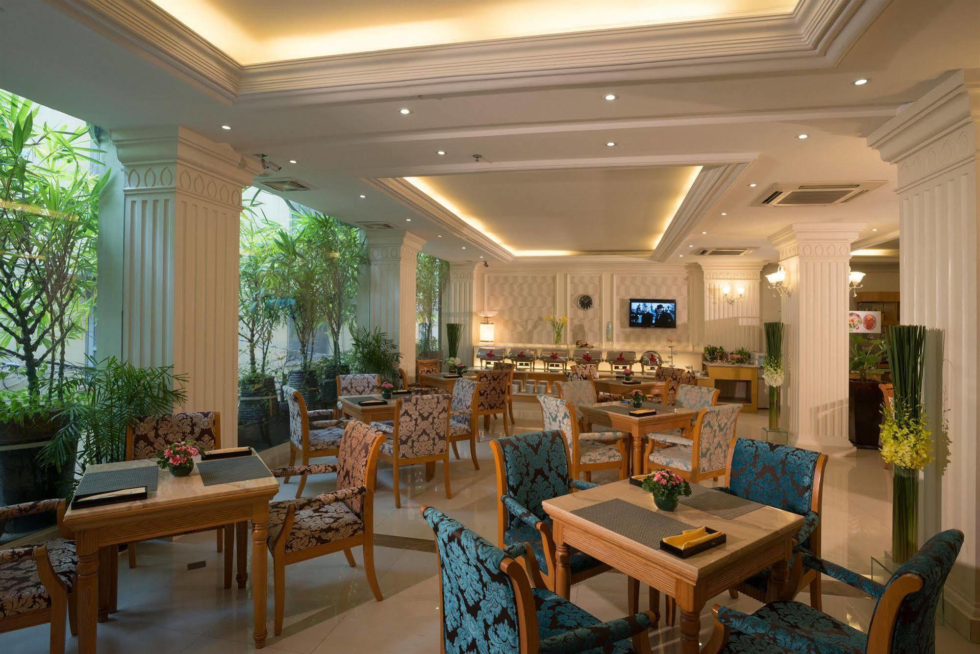Silverland Sil Hotel