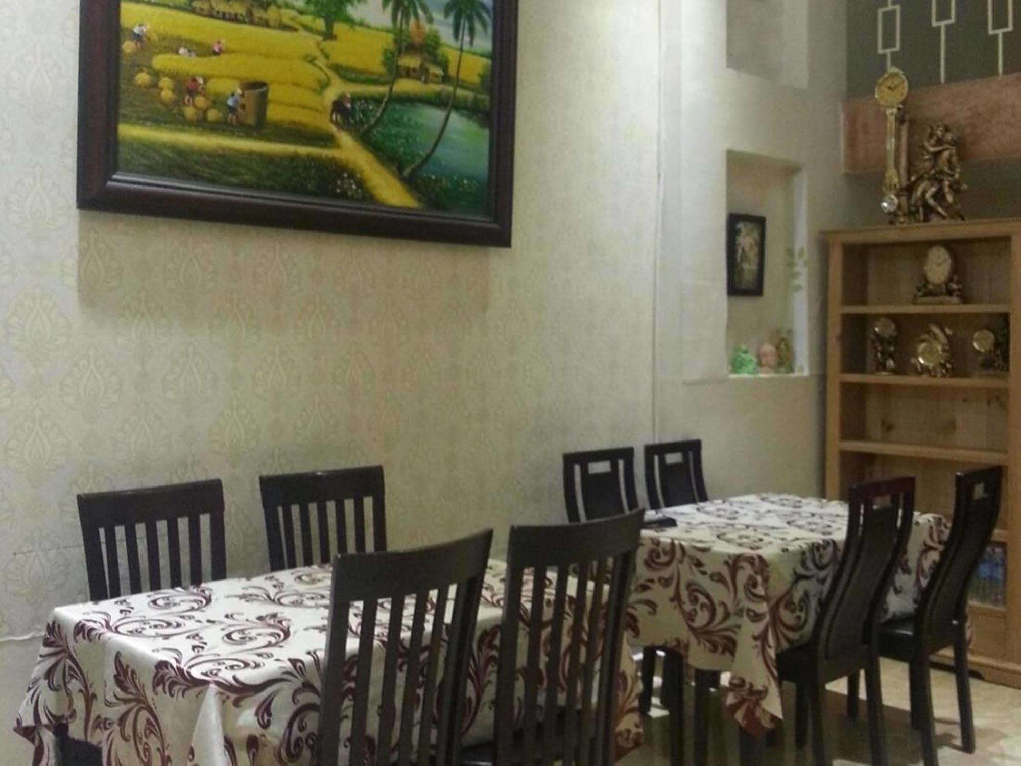Hanz Luân Vũ 2* TP. Hồ Chí Minh