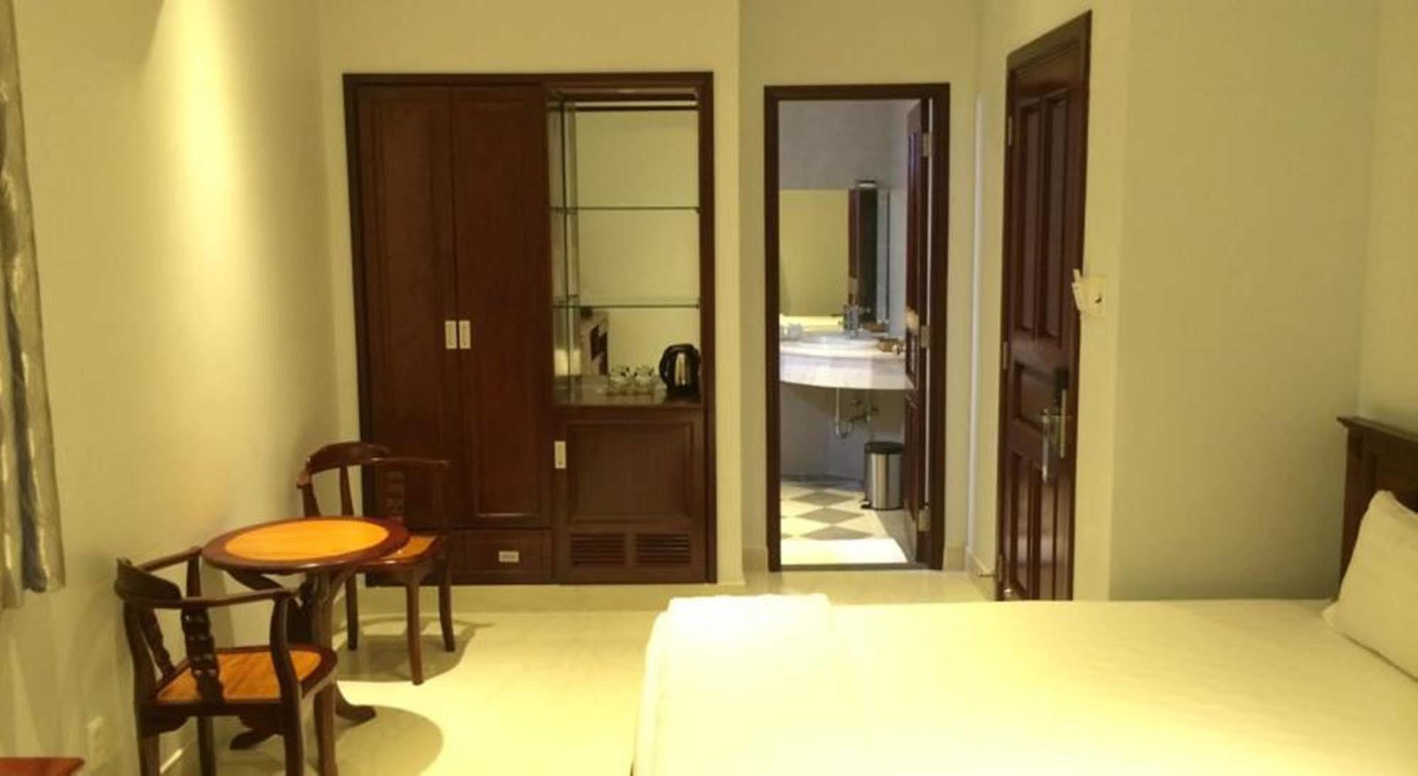 Hotel Phoenix Saigon Ho Chi Minh City