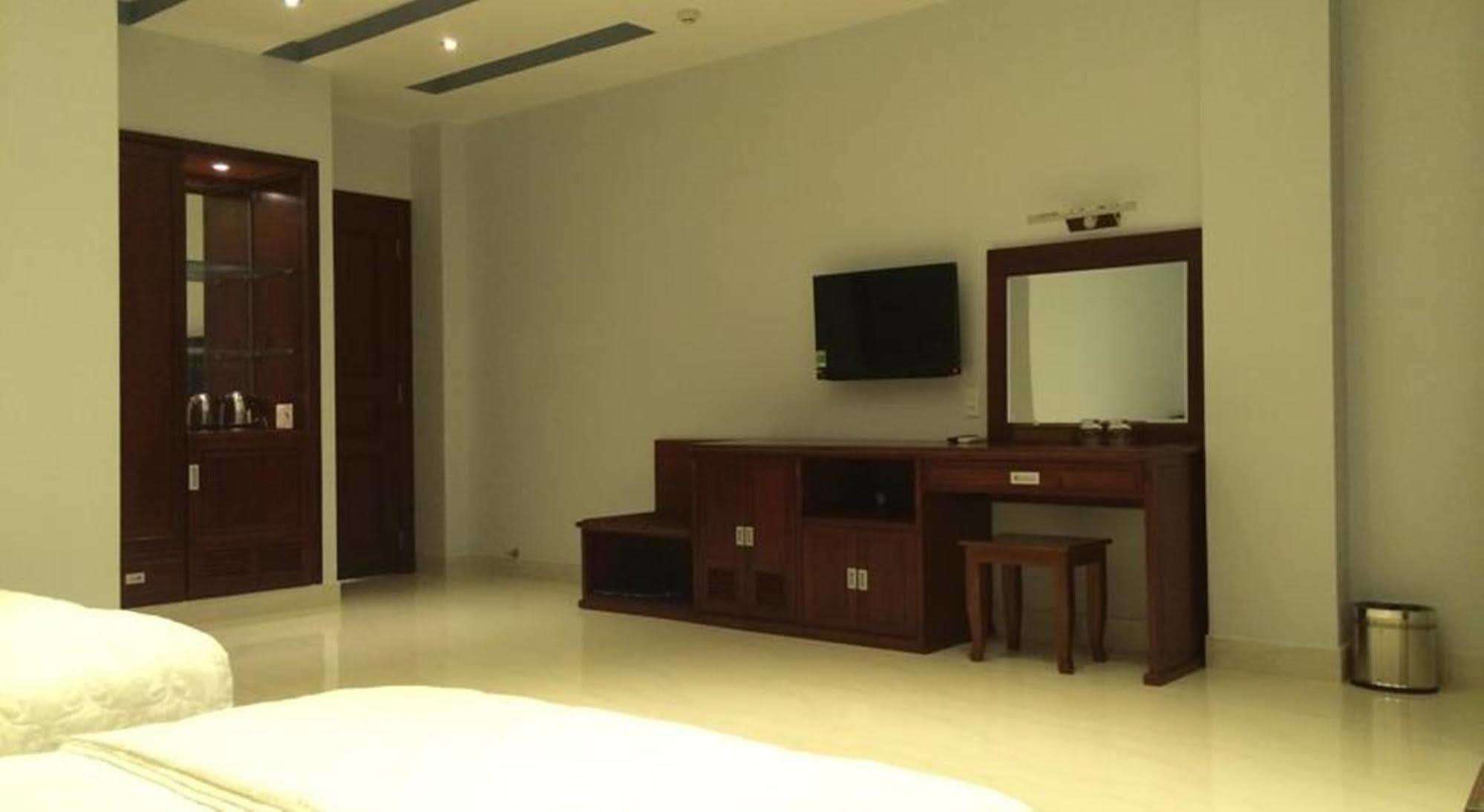 Hotel Phoenix Saigon Ho Chi Minh City